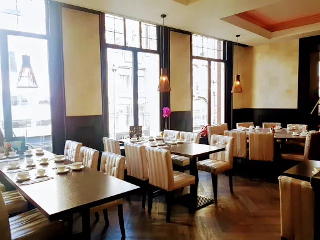 Full Moon Garden - Dim Sum & Cantonese Cuisine