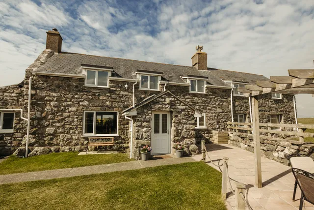 Bennar Isa Holiday Cottages