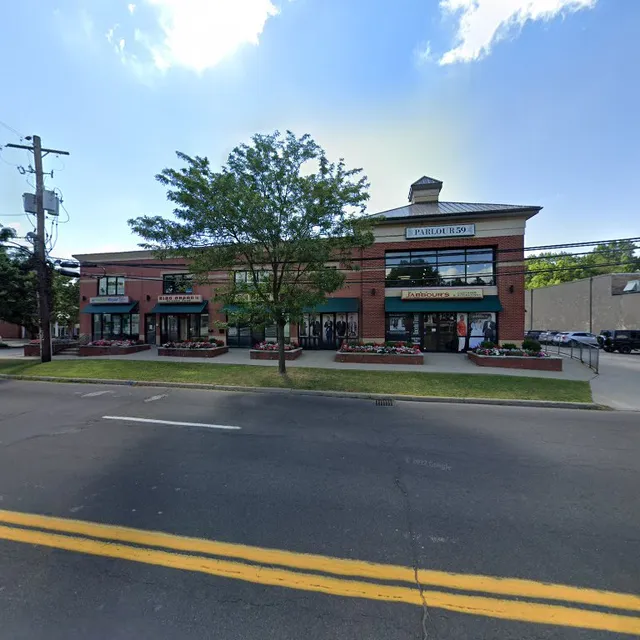 Colonade Shopping Center