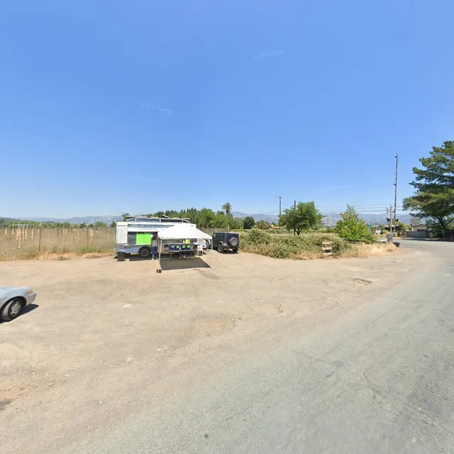 Los Plebes Mexican Food Truck