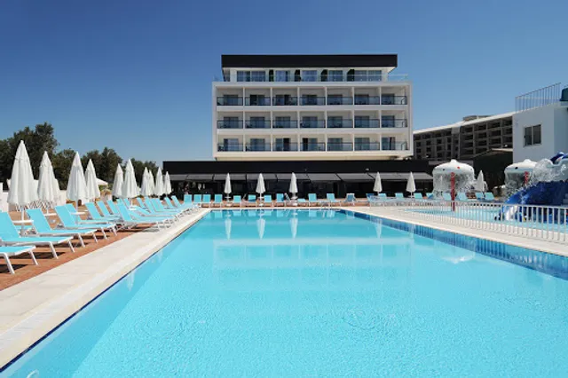 Gold Island Mondo Family