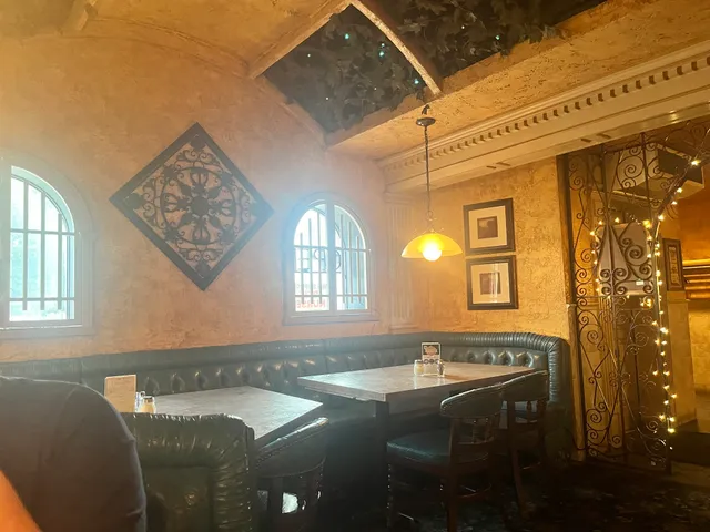 Mama Mia's Italian Restaurant