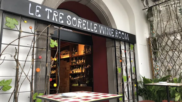 Le Tre Sorelle Wine Room