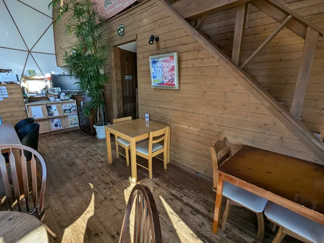 ドッグカフェ・ドジコム