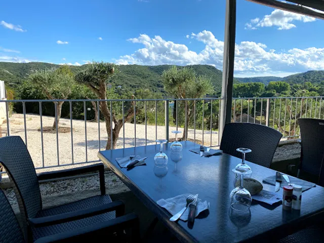 Bar Restaurant pizzeria À la bonne franquette : Camping Le Barralet