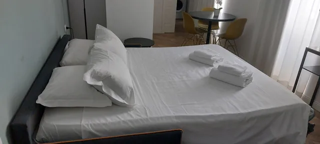 Domo Premium Apartments - Trieste Mazzini