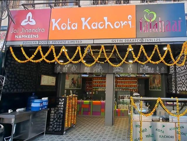 Falahaar & Kota Kachori