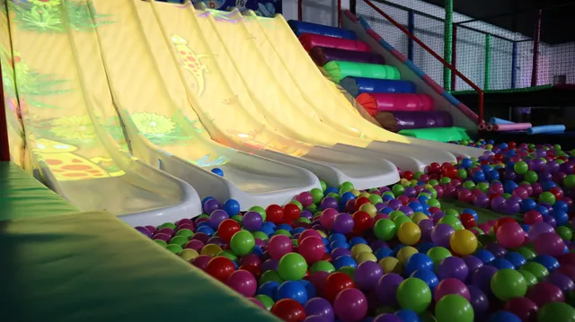 Ultra World- Cradlestone