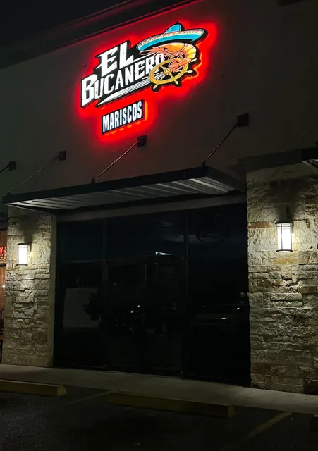 Mariscos El Bucanero