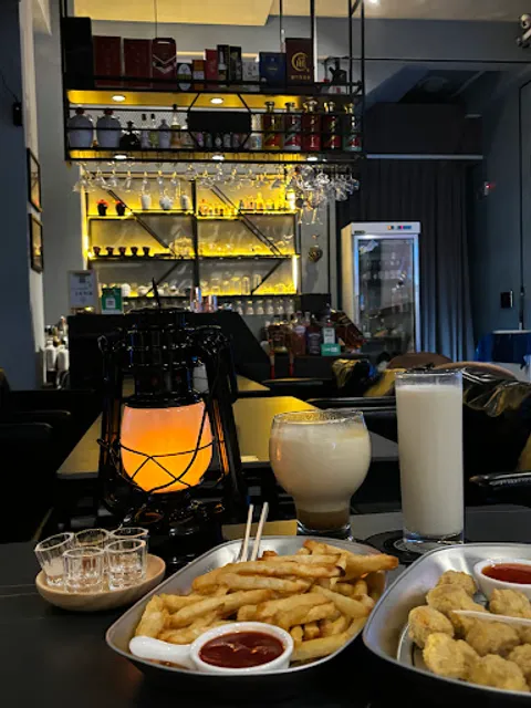 小上海 X 海潮部落 餐酒館｜埔里特色餐酒館｜TV Bar