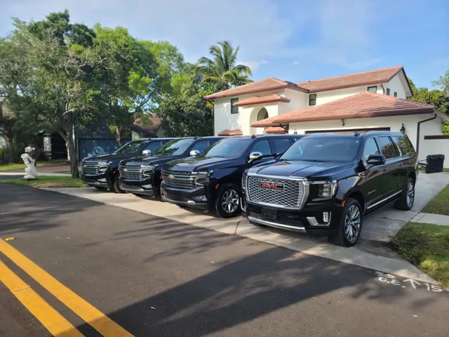 Fort Lauderdale Airport & Miami Chauffeur Limo Service Inc