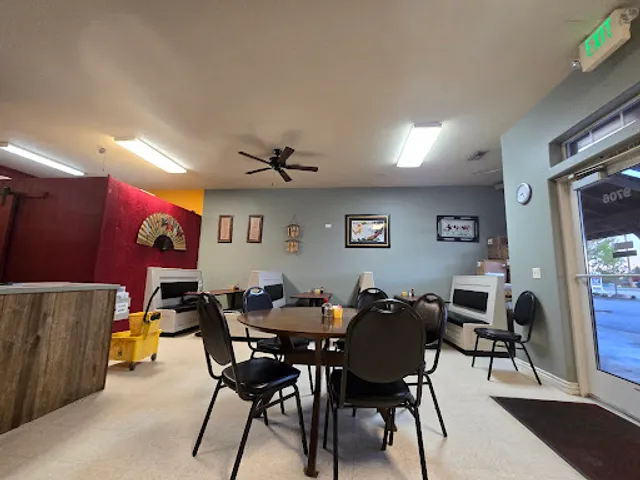 Asian Wok Chinese Restaurant