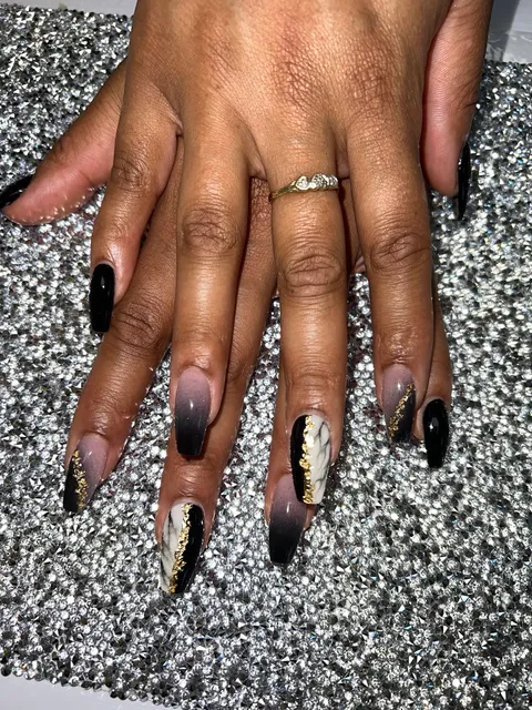 New Sunshine Nail Salon Inc