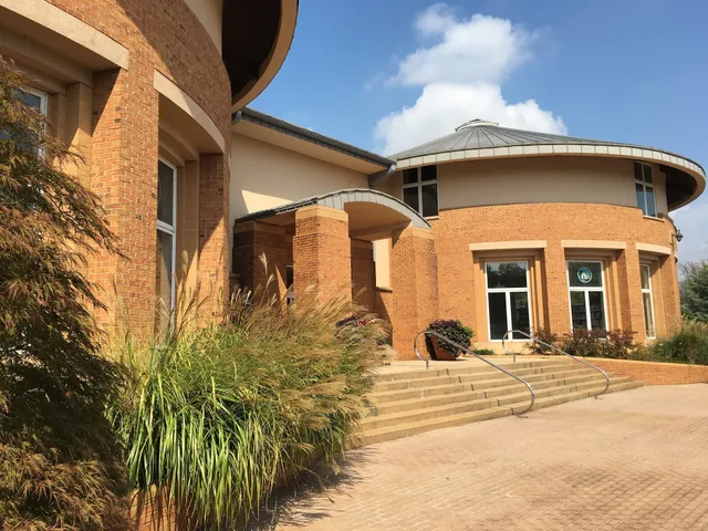 Smyrna Public Library