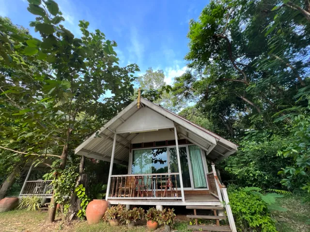 Ruean Suphan Riverside Resort