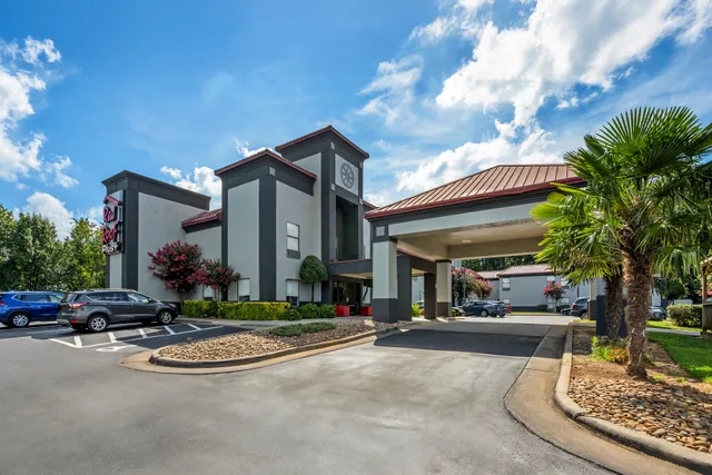 Red Roof PLUS+ Henderson