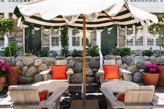 Le Petit Pali at 8th Ave