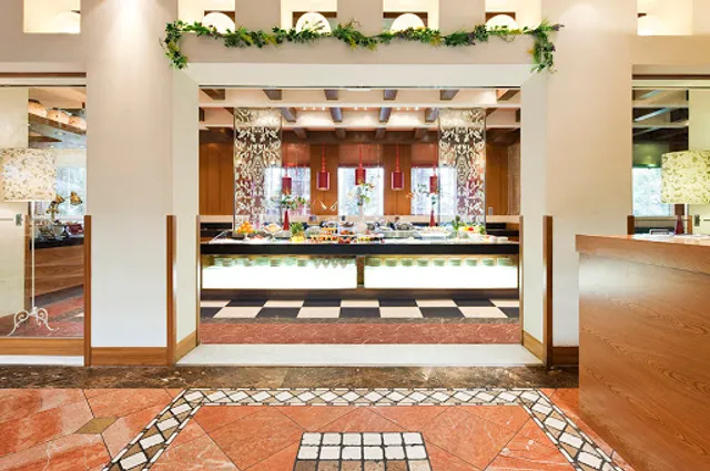 Chinese food Chinese table