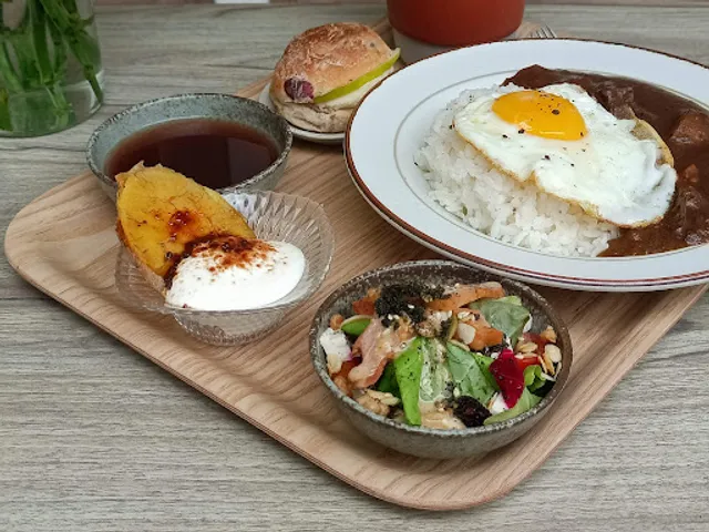 蒔敘咖啡｜咖哩飯 • 簡餐 • 輕食 • 手作甜點｜餐點供應至19：00
