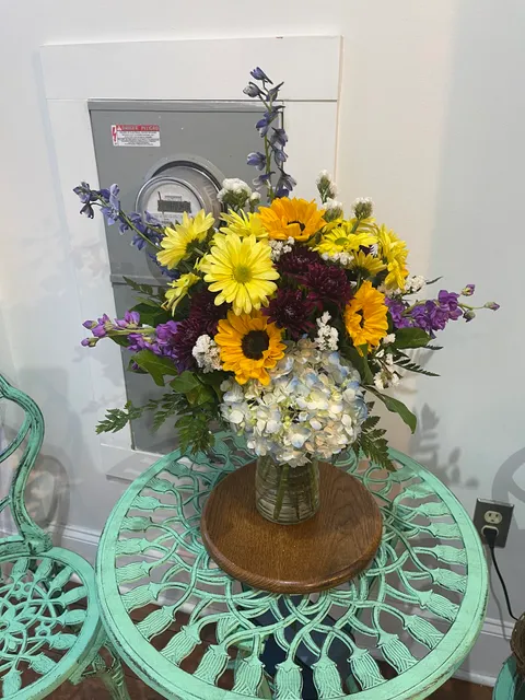 First Class Floral Design