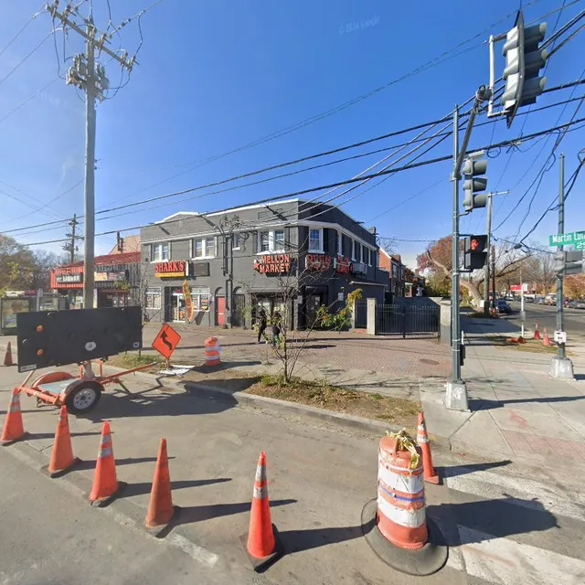 Mellon Convenience Store