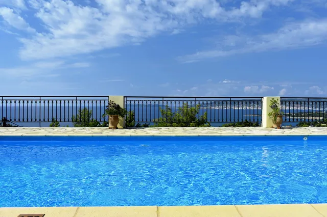 Villa Anna - Seaside Villa with Pool in Porto Heli
