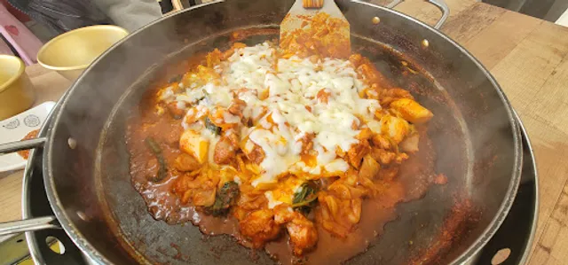 우성춘천닭갈비