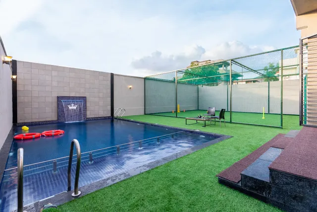 KINGSTON PRIDE LONAVALA