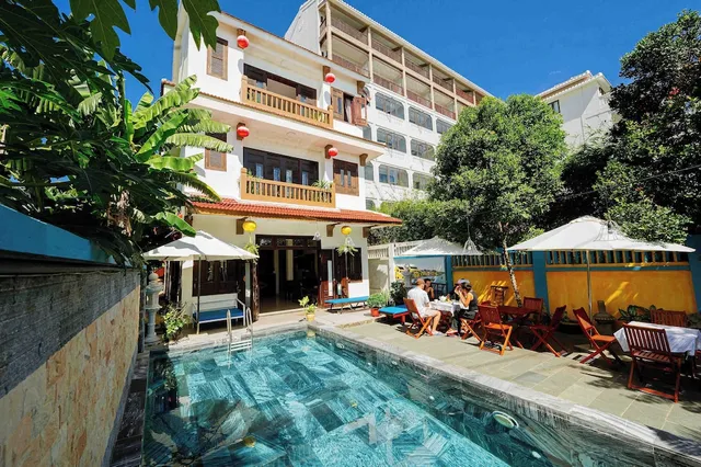 B'Lan Riverside Villa