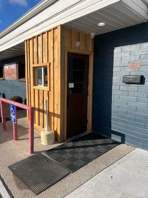 The Whiskey River Pub