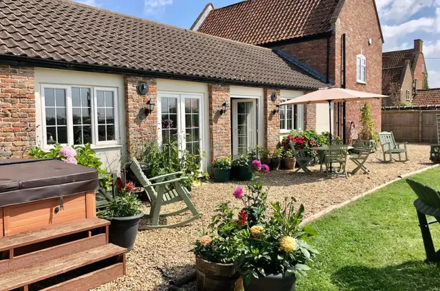 Willow Tree Holiday homes and Highland Cow experience