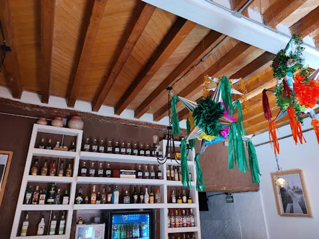 Yahiko Rolls & Wings