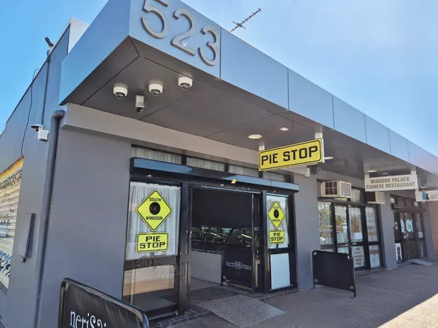 South Windsor Pie Stop