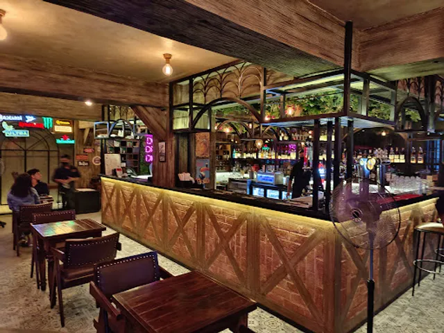 1522 The Pub Residency Road