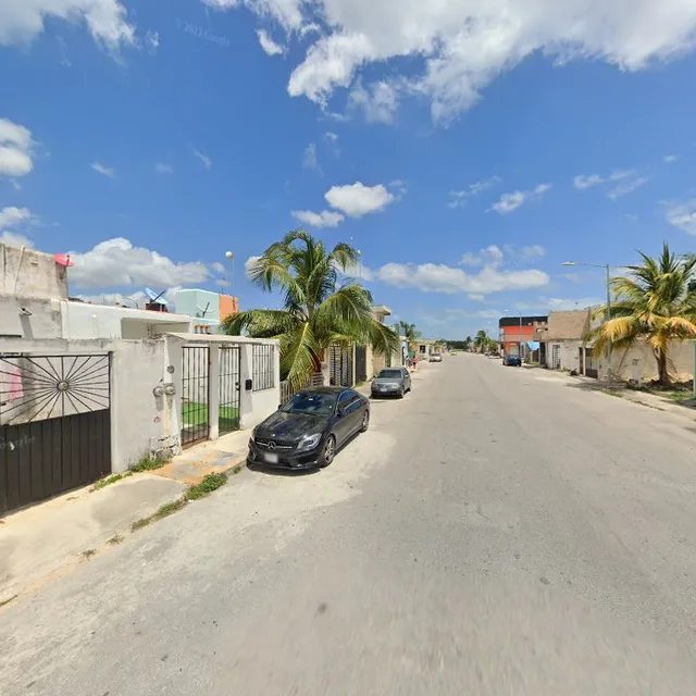 Los Delfines Marisqueria