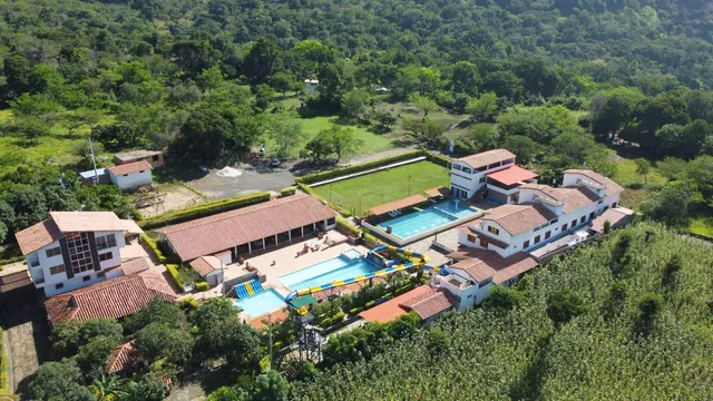 Resort Campestre Puerta Del Sol