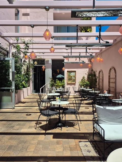 Communion Mission Hills