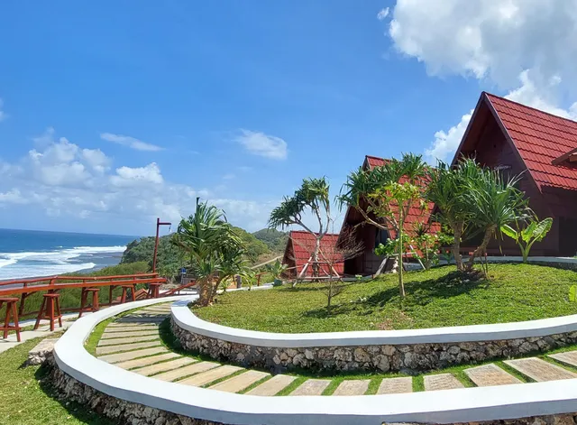 Sandhya Giri Beach Resort Watukodok