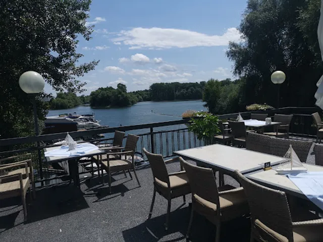 Bootshaus zum Glück