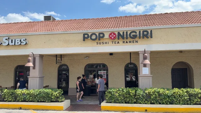 poponigiri (Ramen/Sushi/Boba Tea)