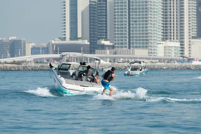 Wake2Wake Dubai Marina