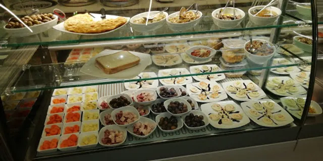 Bar Xxiv Maggio Di Alessandro Idotta