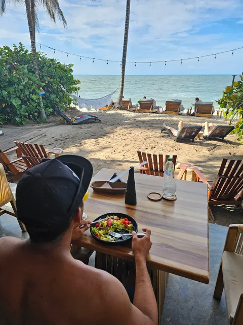 Makao - Restaurante Bar