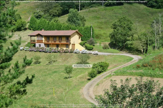 Casa rural La Llosica