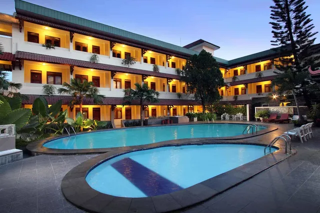 Hotel Cakra Kembang