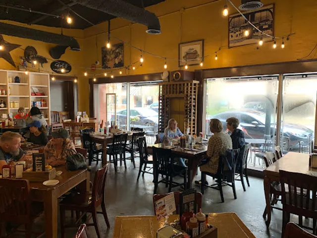 Puckett's Restaurant