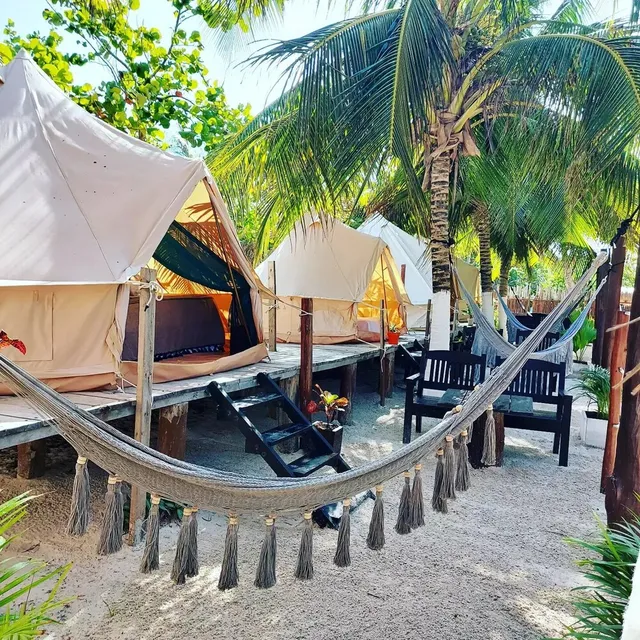 Playa las Palmas Glamping Tulum