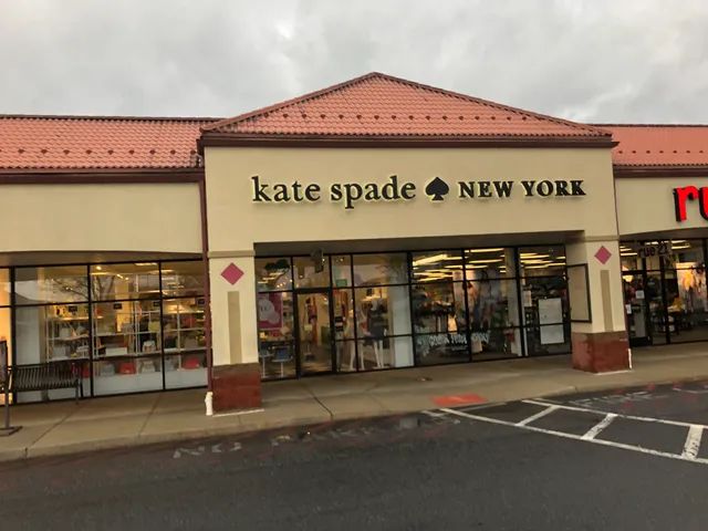 Kate Spade Outlet
