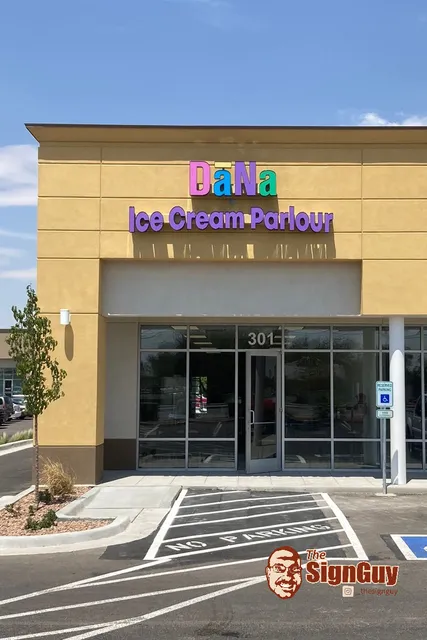 Dana Ice Cream Parlour