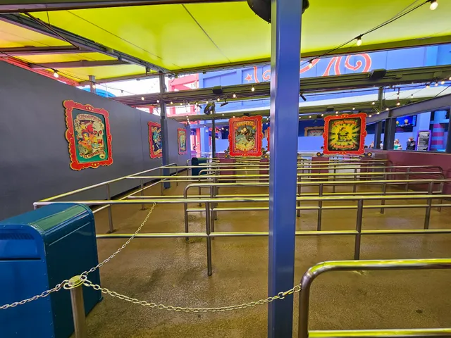 The Simpsons Meet and Greet